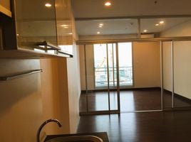 1 Bedroom Apartment for sale at Supalai Lite Sathorn - Charoenrat, Bang Khlo, Bang Kho Laem, Bangkok, Thailand