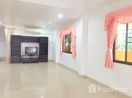 Eakmongkol 5/1에서 임대할 2 침실 빌라, Nong Prue