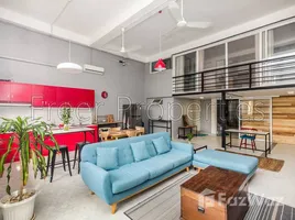 Large 2 BR renovated townhouse Riverside에서 임대할 2 침실 아파트, Phsar Kandal Ti Pir, Doun Penh, 프놈펜, 캄보디아